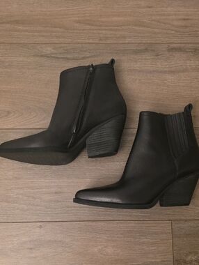 Zodiac Robyn Black Leather Ankle Booties with Stacked Heel